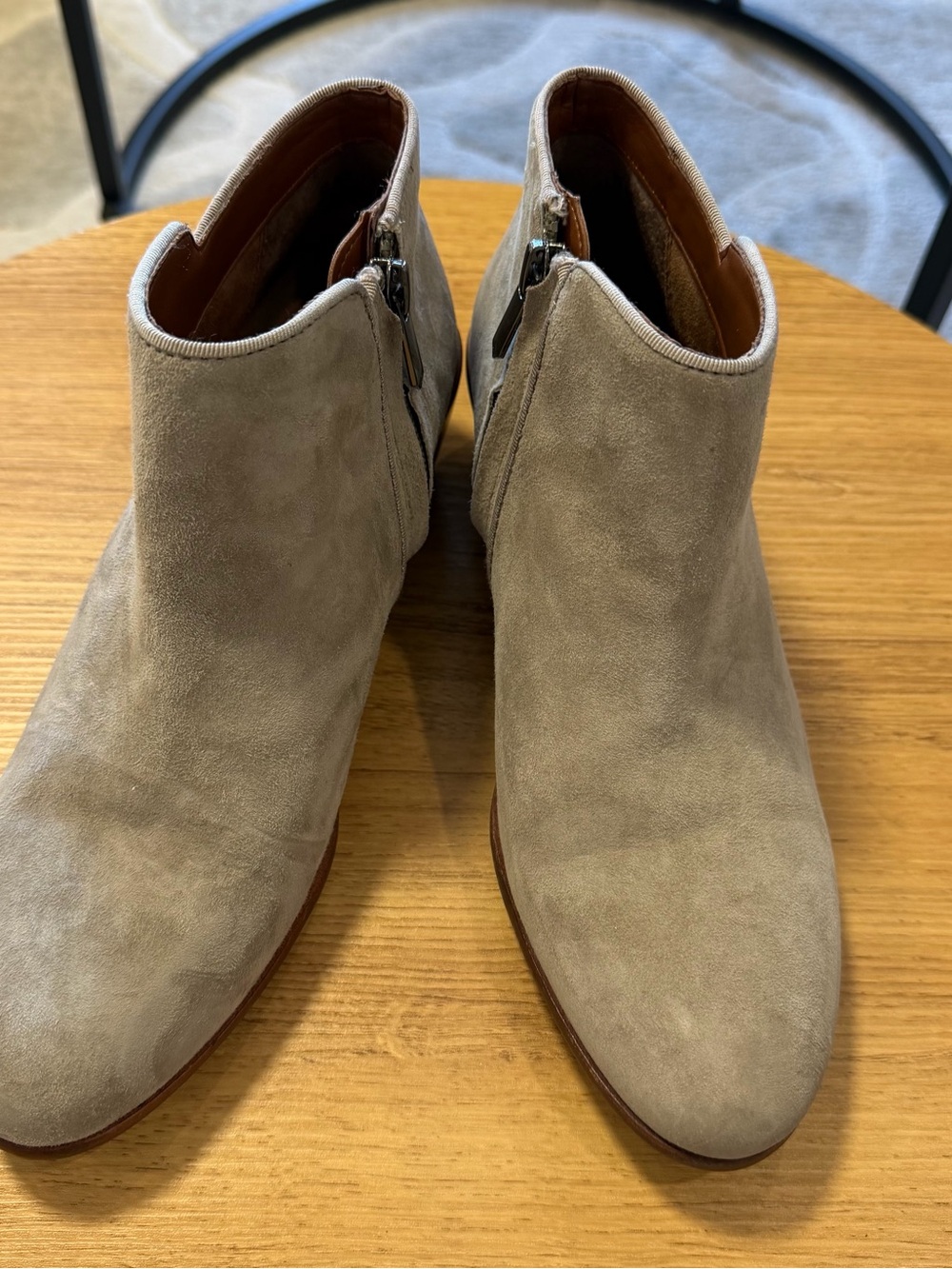 Sam Edelman Suede Ankle Boots Taupe Gray Beige Side Zip Low Block Heel Booties 7